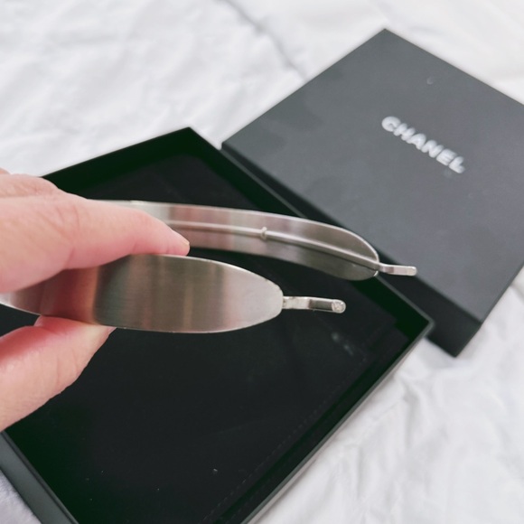 Chanel Silver Metal Headband - Picture 7 of 9